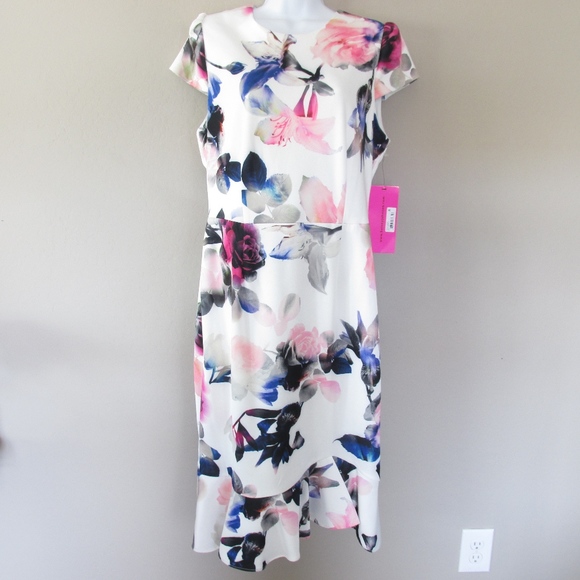 Betsey Johnson Dresses & Skirts - *SOLD* Betsey Johnson Dress Floral Print Cap